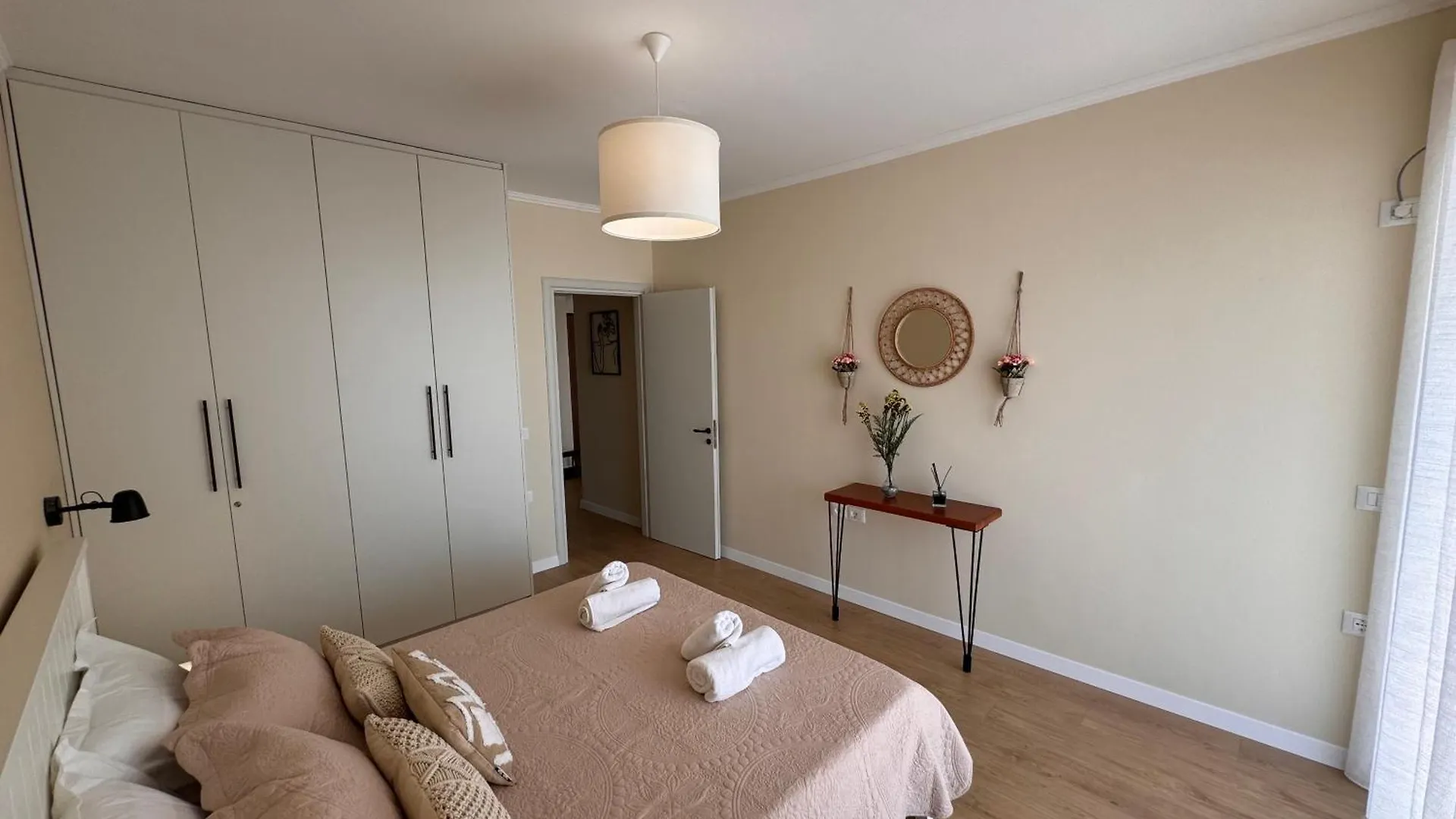 Gorgeous Seaside Apartment #1 Σαράντα 0*,